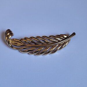 Vintage Napier Gold-Tone Brooch Pin